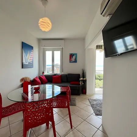 Insulae Apartment *