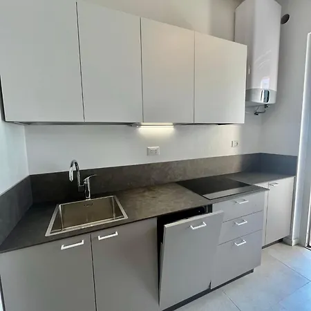 Apartment Insulae *